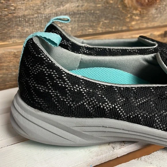 Vionic Hydra 331 Sneakers Womens 7.5 Black Aqua Blue Advanced Motion Shoes EUC - Picture 2 of 9